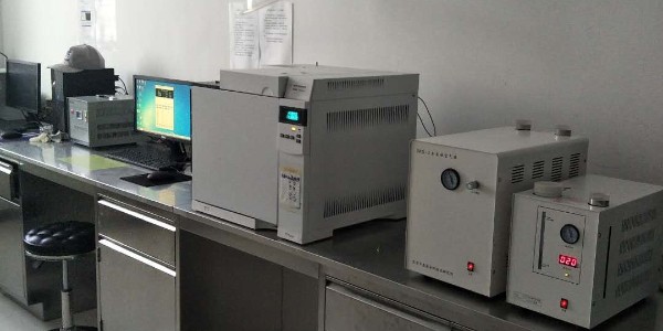 歐格曼涂料認為涂料行業(yè)里空口無憑，人們更相信數(shù)據(jù)和實驗結果