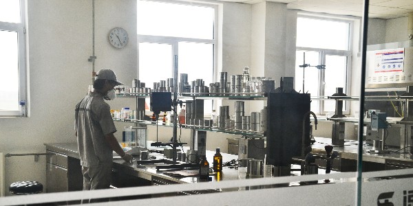 創(chuàng)新助力發(fā)展，歐格曼涂料成立在研發(fā)基地上的廠家